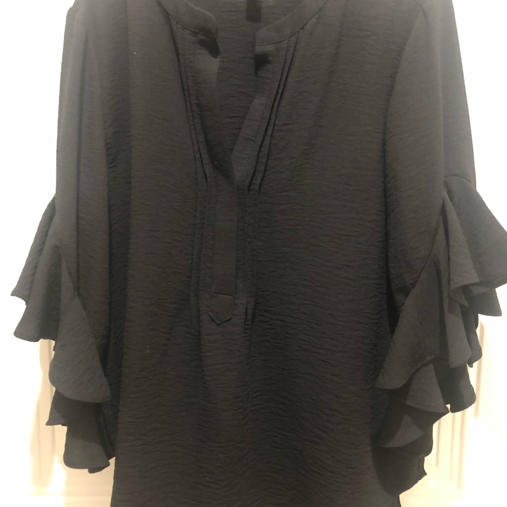 Vince Camuto Black Ruffle-Sleeve Blouse